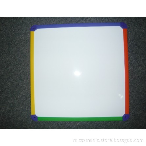 Magnetic Whiteboard with Colorful Plastic Frames (MW-3040)